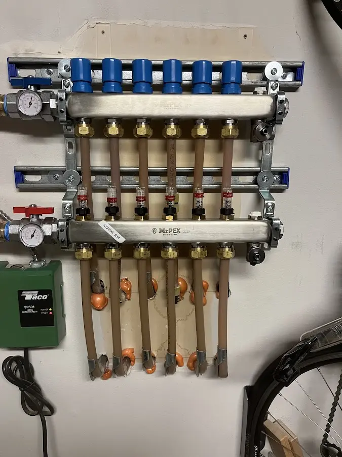 Plumber performing Leak Detection at a residential property in Burr Ridge